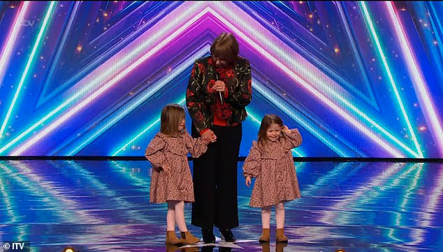 The Dad Whose Little Girls Pushed Him Back Into the Spotlight The Best 7c